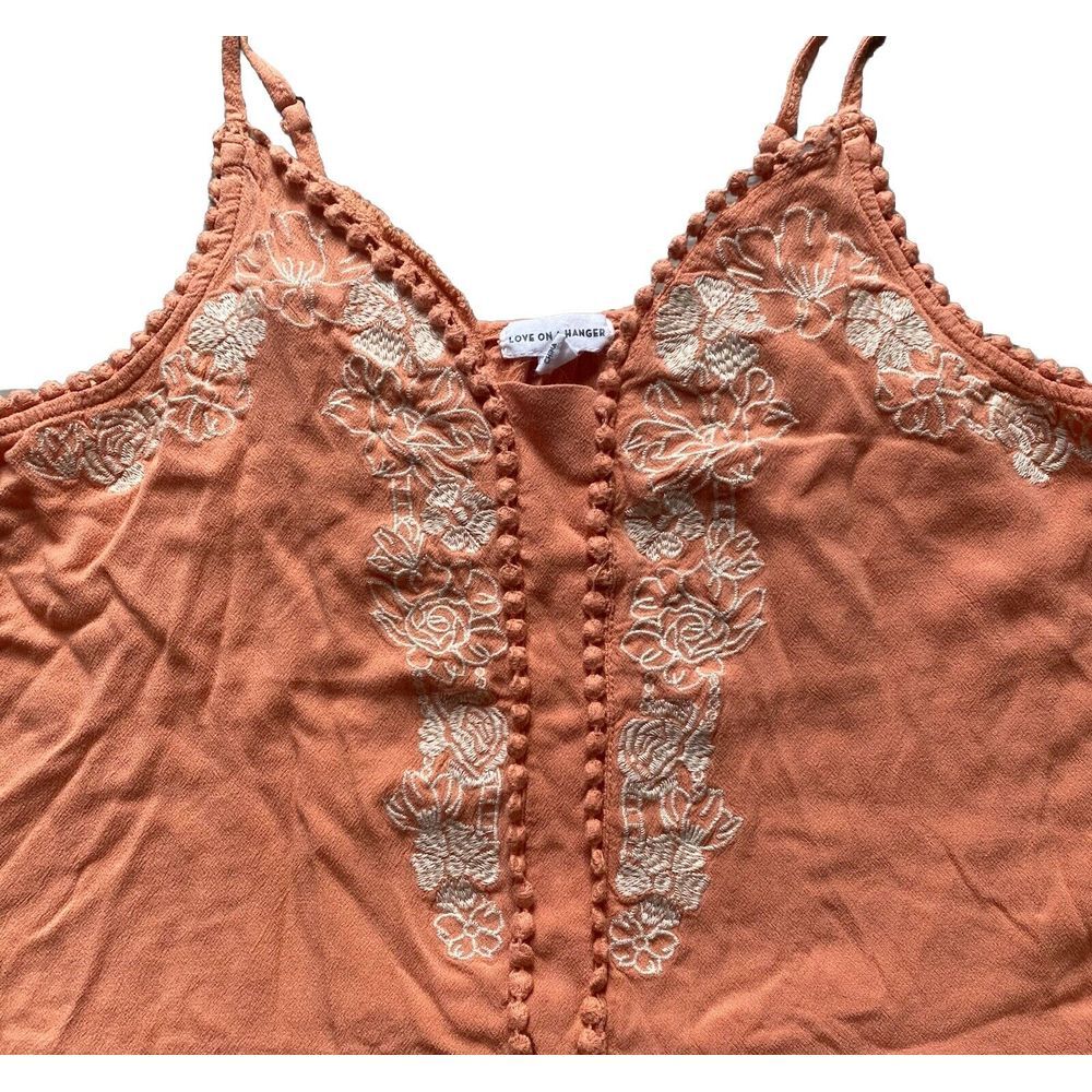 Love On A‎ Hanger Size Medium Bohemian Sleeveless Top Orange Floral Embroidery